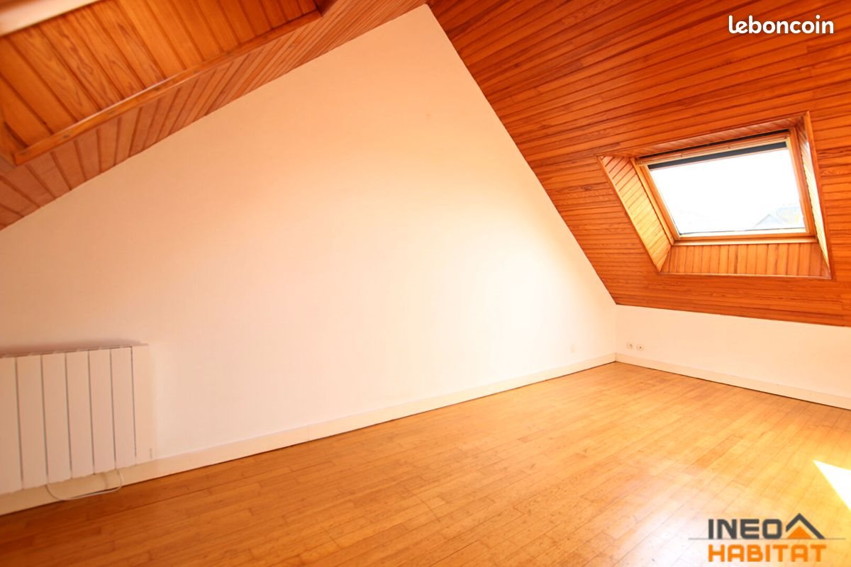 Appartement à louer, 55m², Bourg-des-Comptes