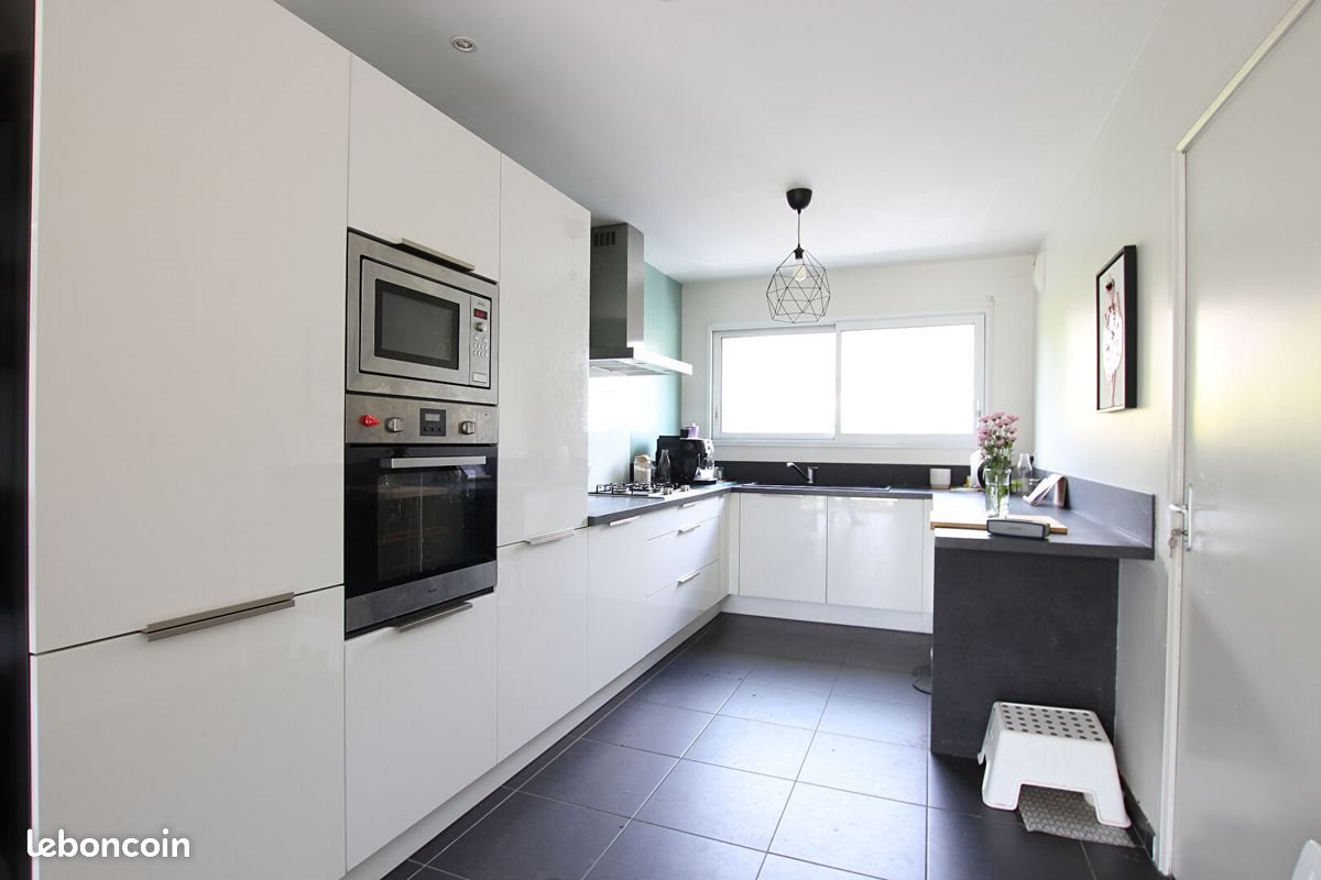 Maison à vendre, 126m², Laillé