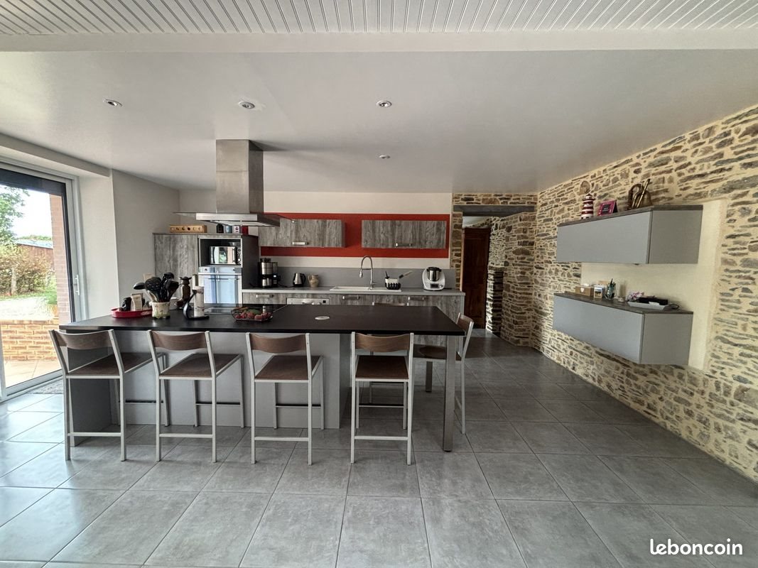 Maison à vendre, 166m², Sion-les-Mines