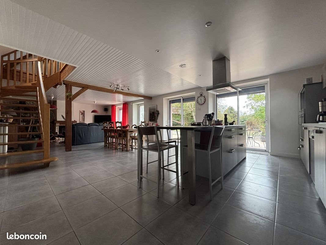 Maison à vendre, 166m², Sion-les-Mines
