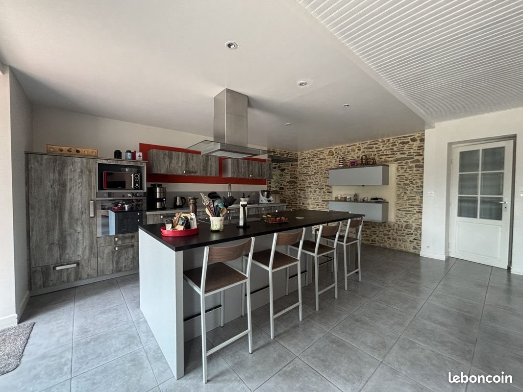 Maison à vendre, 166m², Sion-les-Mines