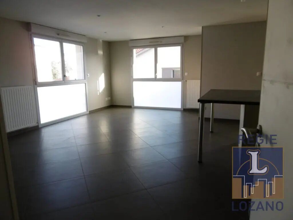 Appartement à louer, 77m², Mornant