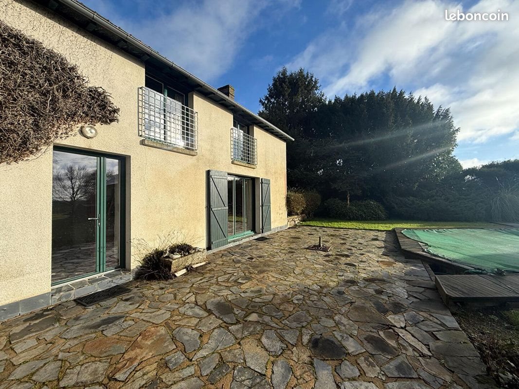 Maison à vendre, 103m², Montreuil-le-Gast