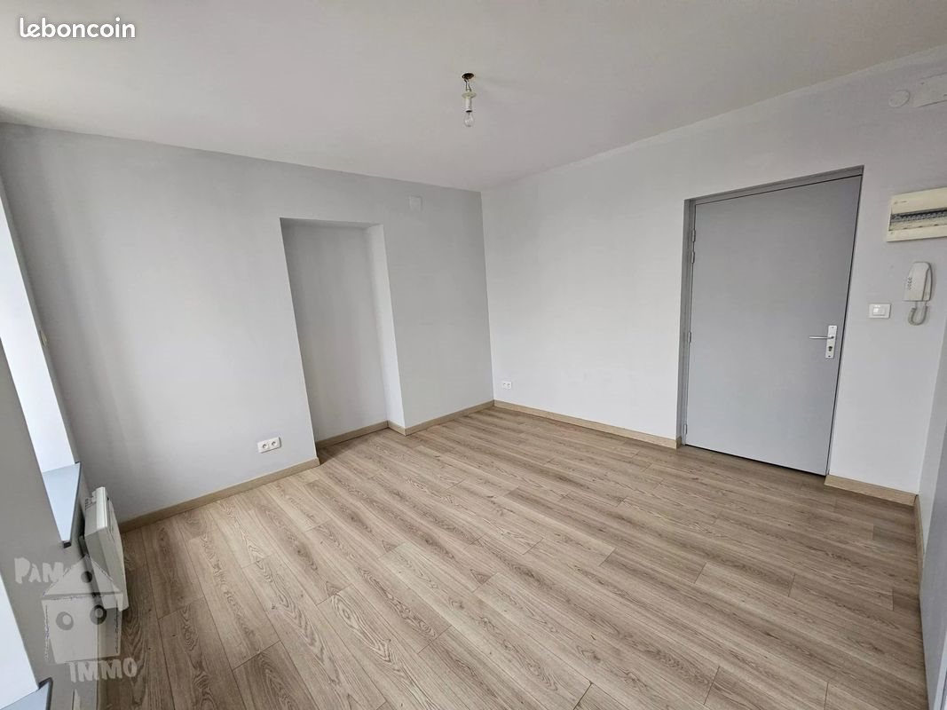 Appartement à louer, 19m², Pompey