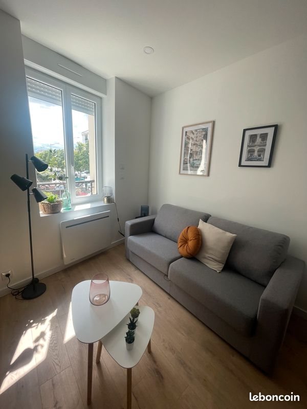 Appartement à louer, 16m², Reims