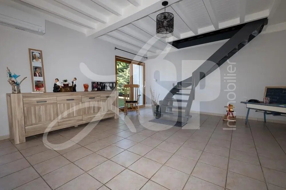 Maison à vendre, 226m², Beaucroissant