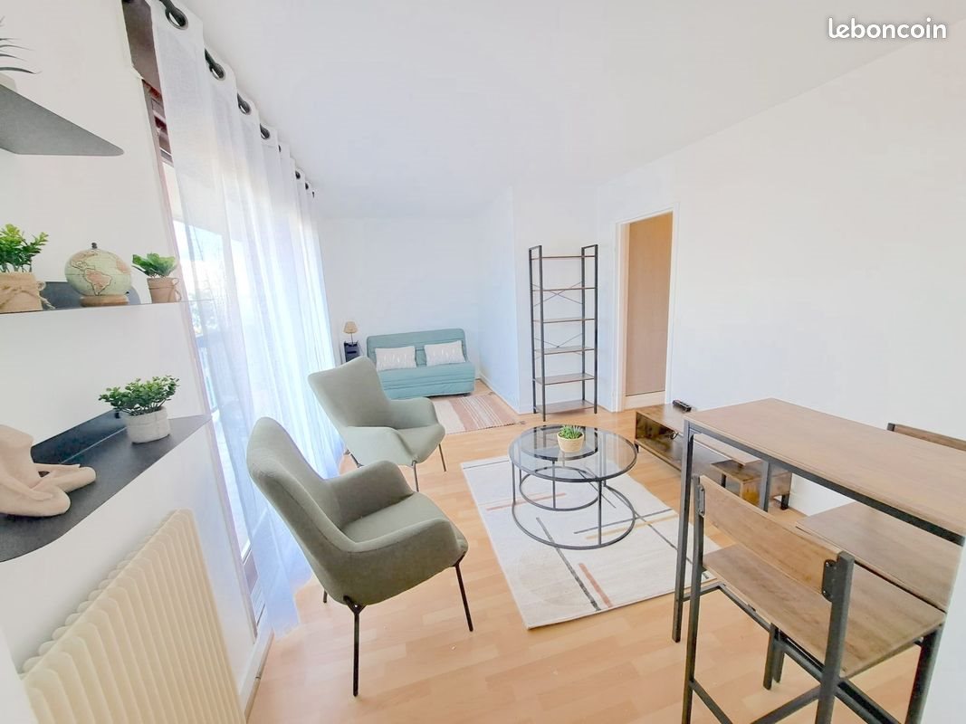 Appartement à louer, 25m², Courbevoie