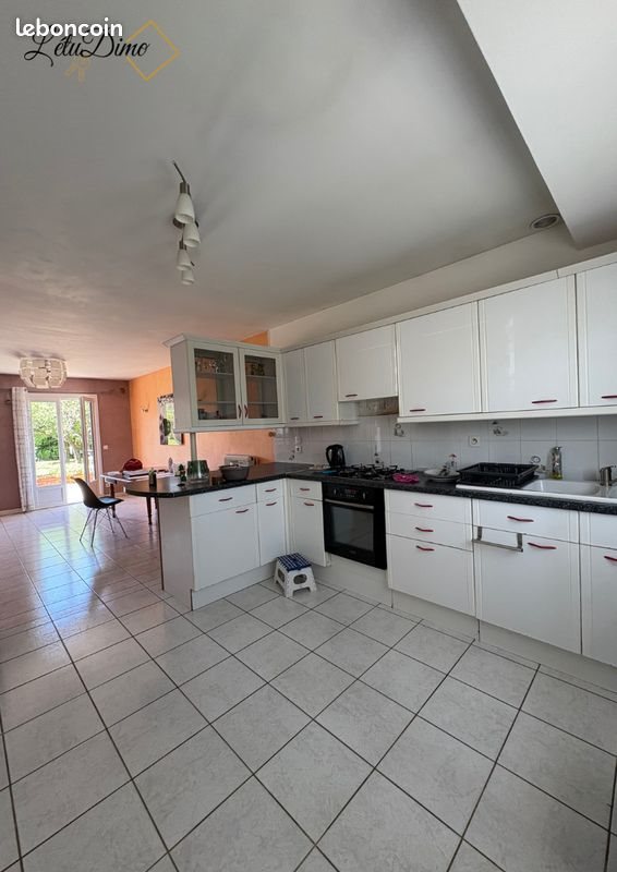 Maison à vendre, 102m², Poligny