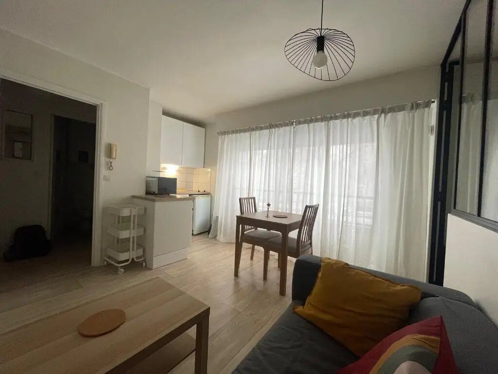 Appartement à louer, 28m², La Madeleine