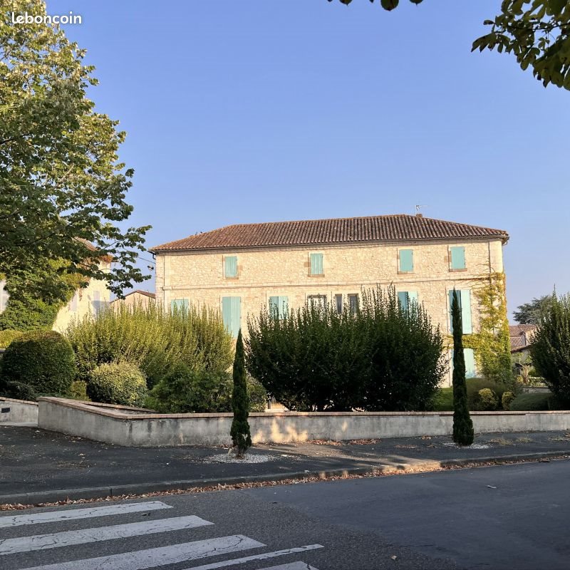 Appartement à louer, 75m², Castillonnès