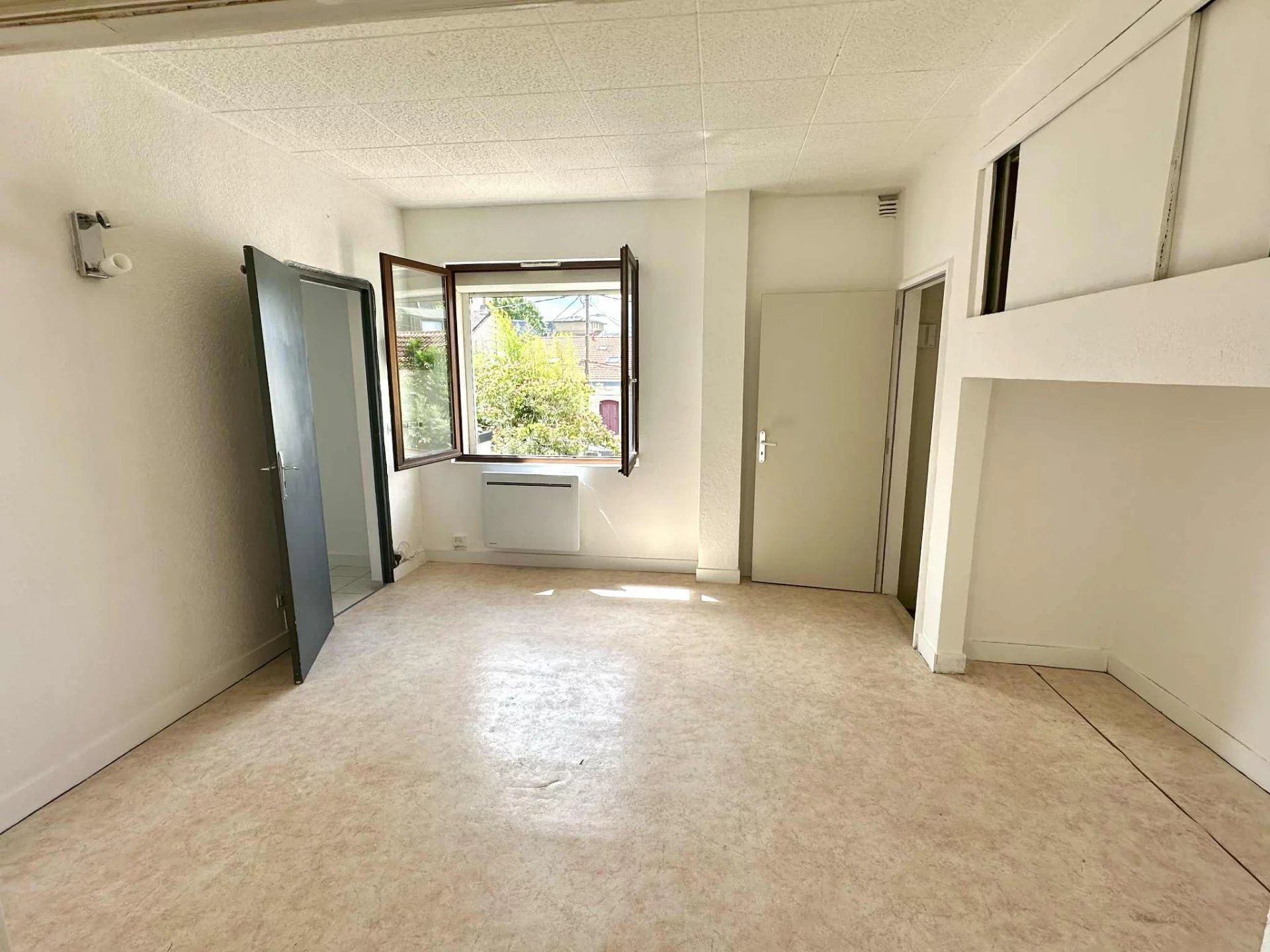 Appartement à louer, 29m², Talence
