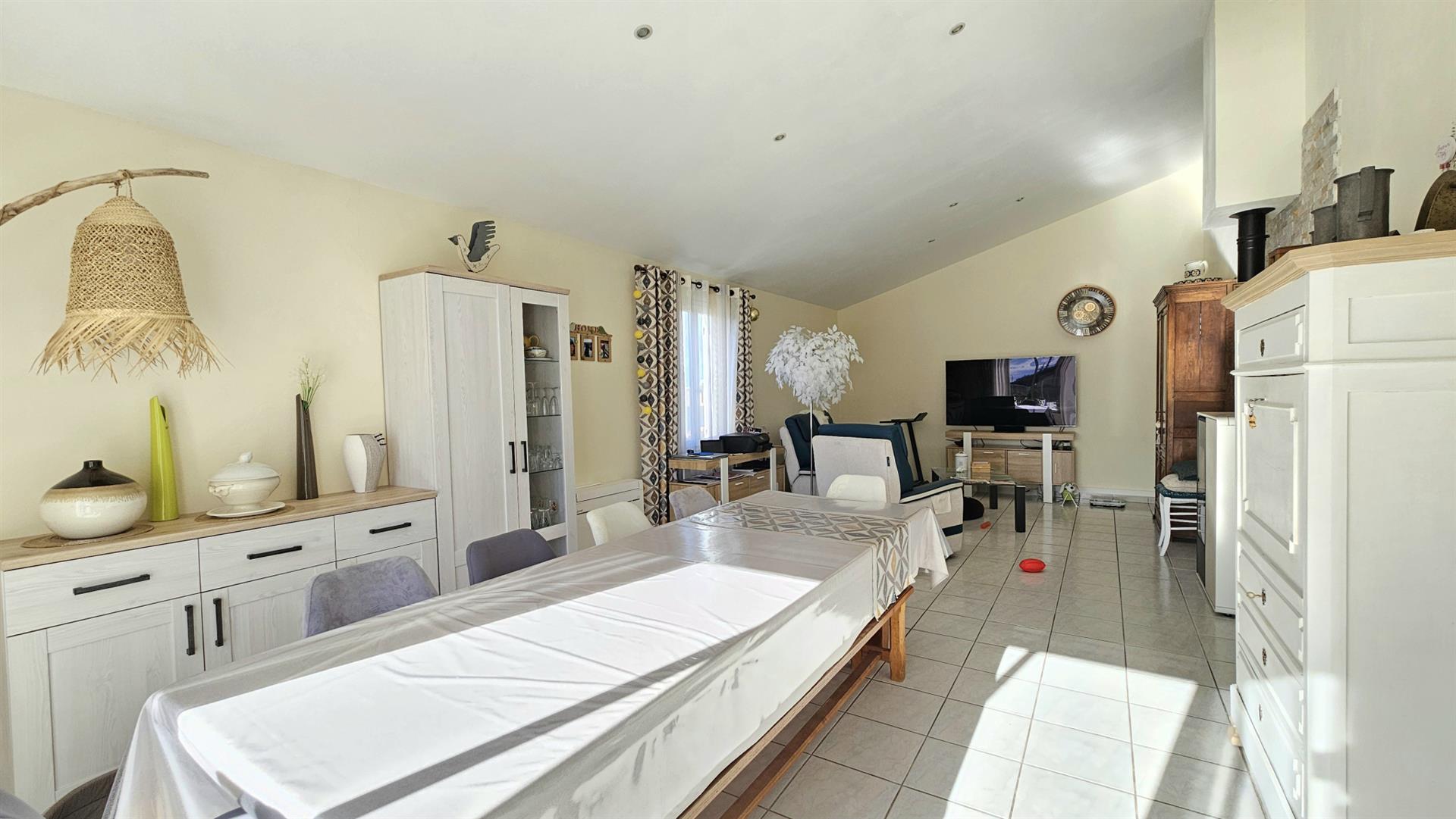 Maison à vendre, 104m², Vias