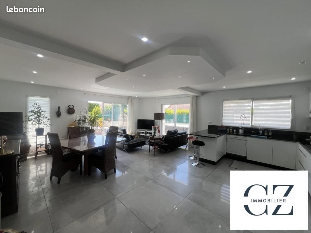 Maison à vendre, 130m², Ruffey-lès-Echirey