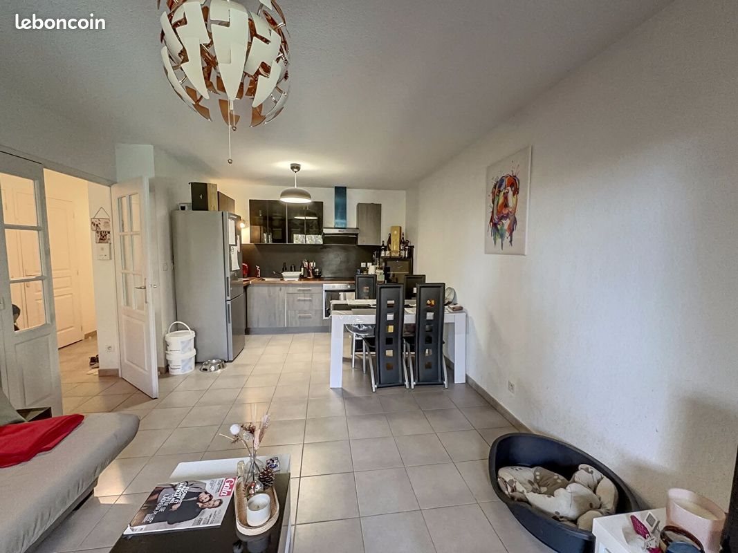Appartement à louer, 46m², Saint-Etienne-du-Grès