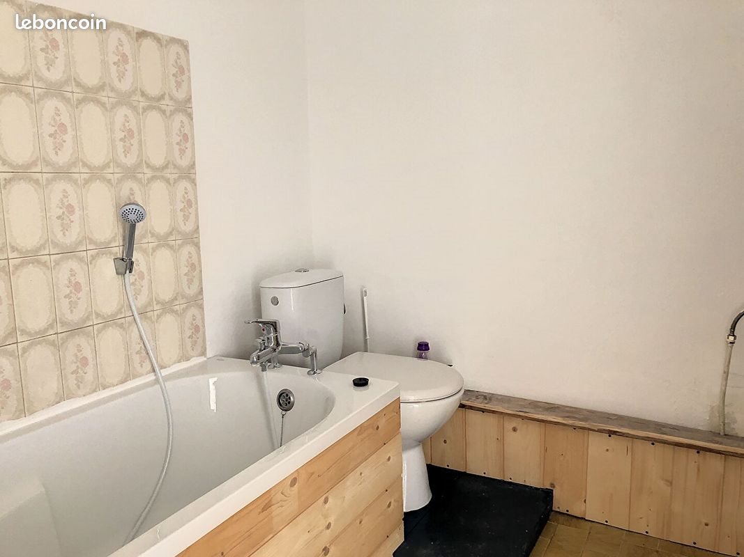 Appartement à louer, 28m², Saint-Martin-de-Crau