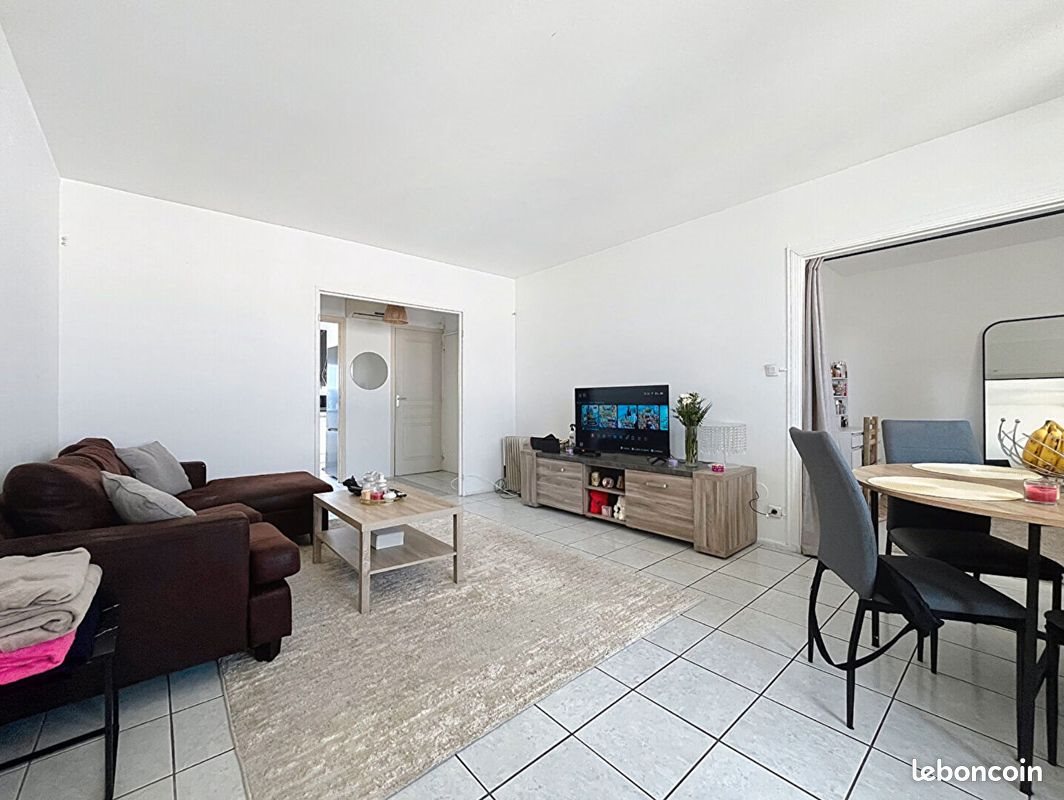 Appartement à louer, 72m², Arles