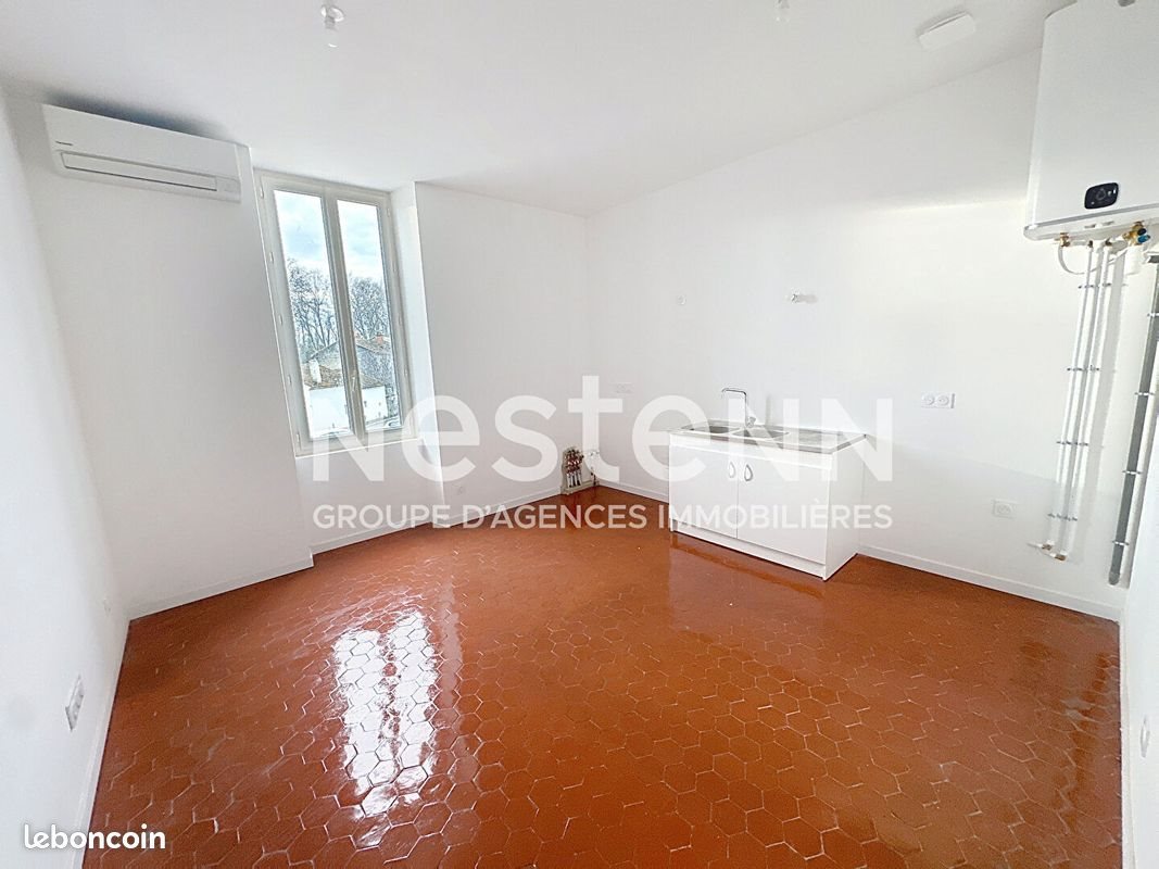 Appartement à louer, 30m², Saint-Martin-de-Crau