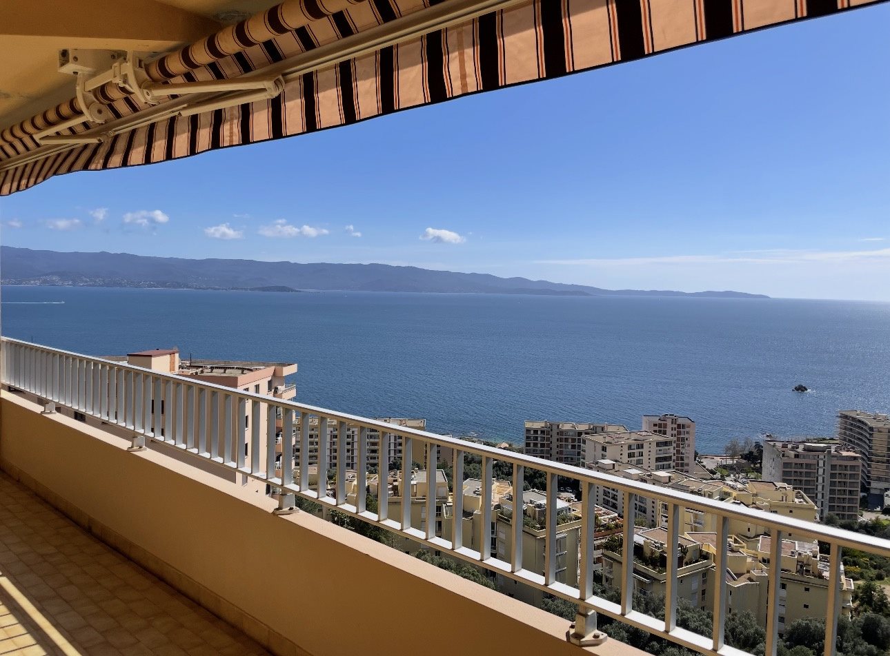 Appartement à vendre, 97m², Ajaccio