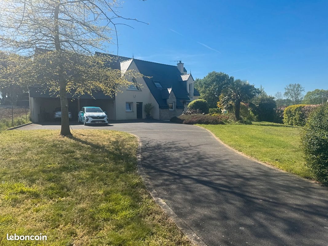 Maison à vendre, 195m², Plouvara