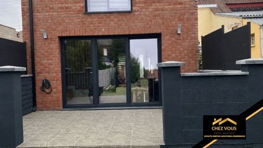 Advert pic 0