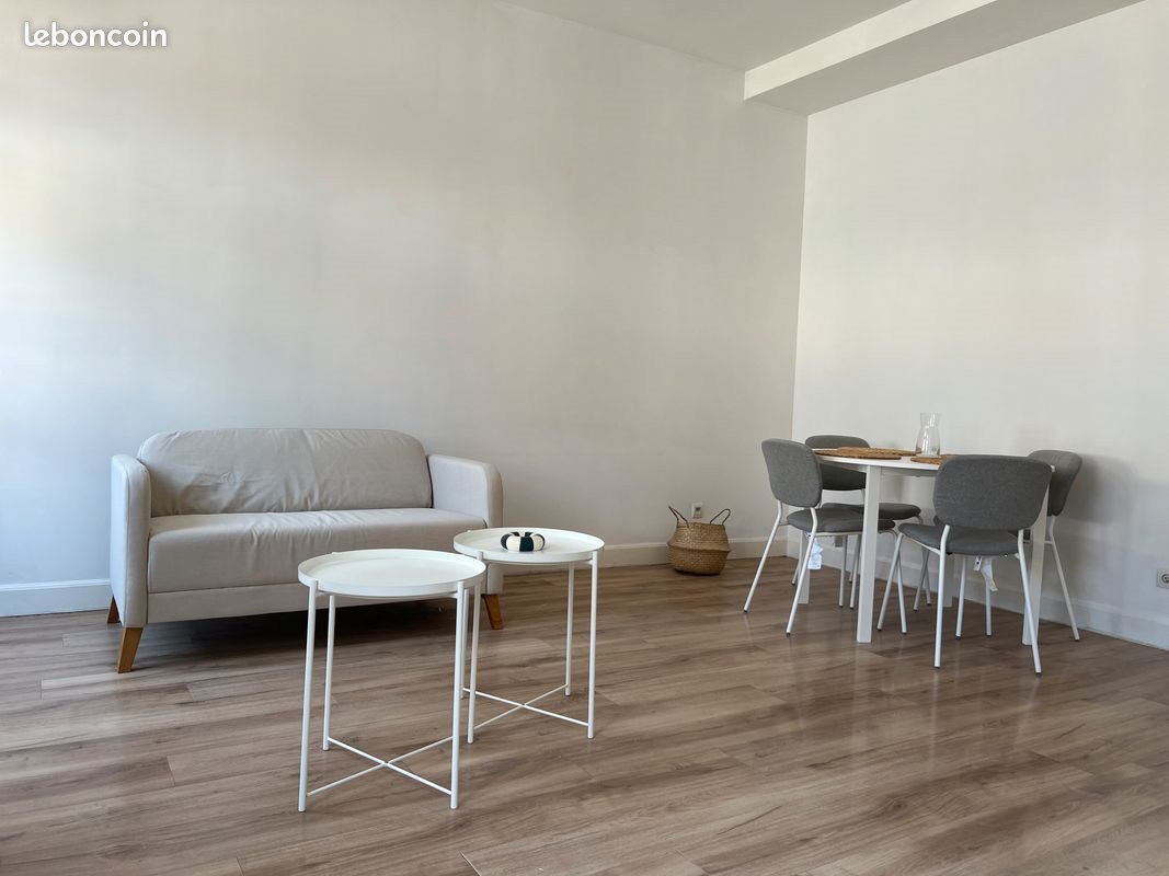 Appartement à louer, 64m², Sète