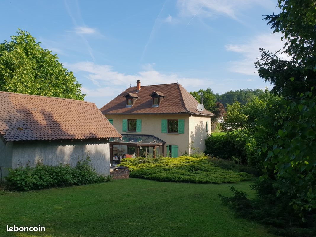 Maison à louer, 120m², Vignieu