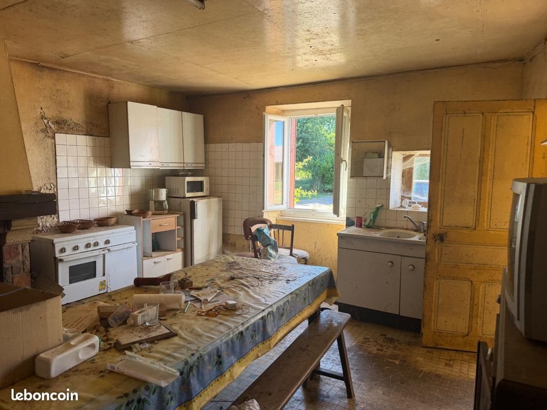 Maison à vendre, 101m², Saint-Laurent-les-Eglises