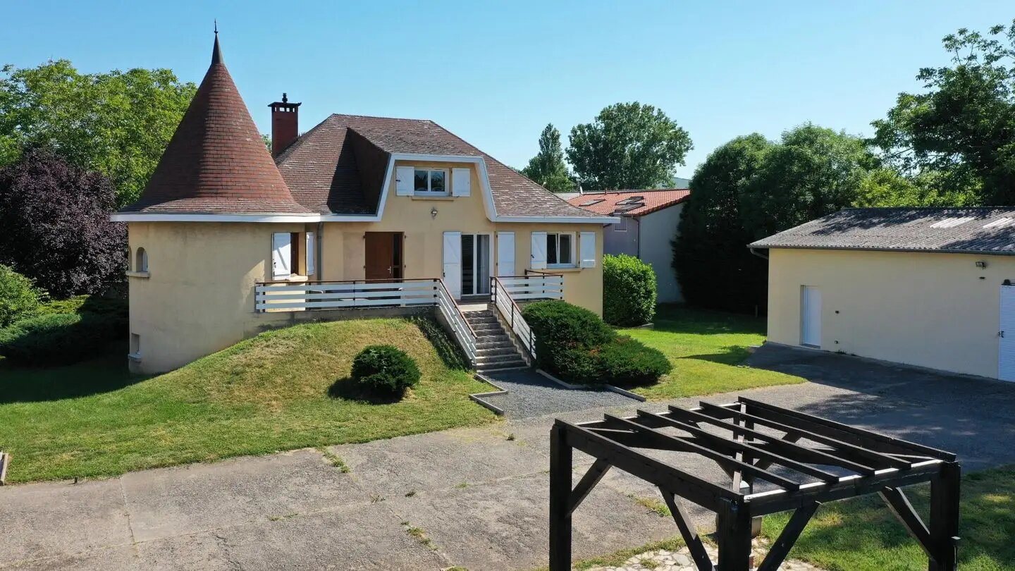 Maison à vendre, 165m², Billom