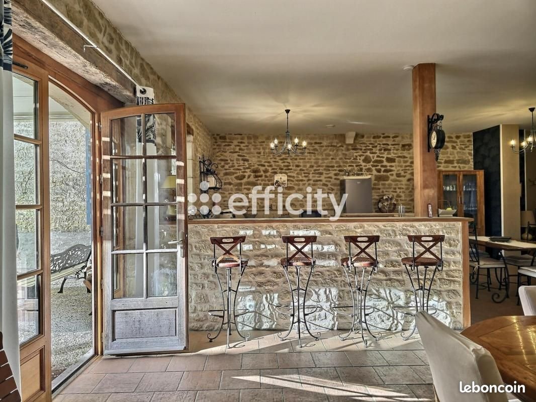 Maison à vendre, 204m², Loulay