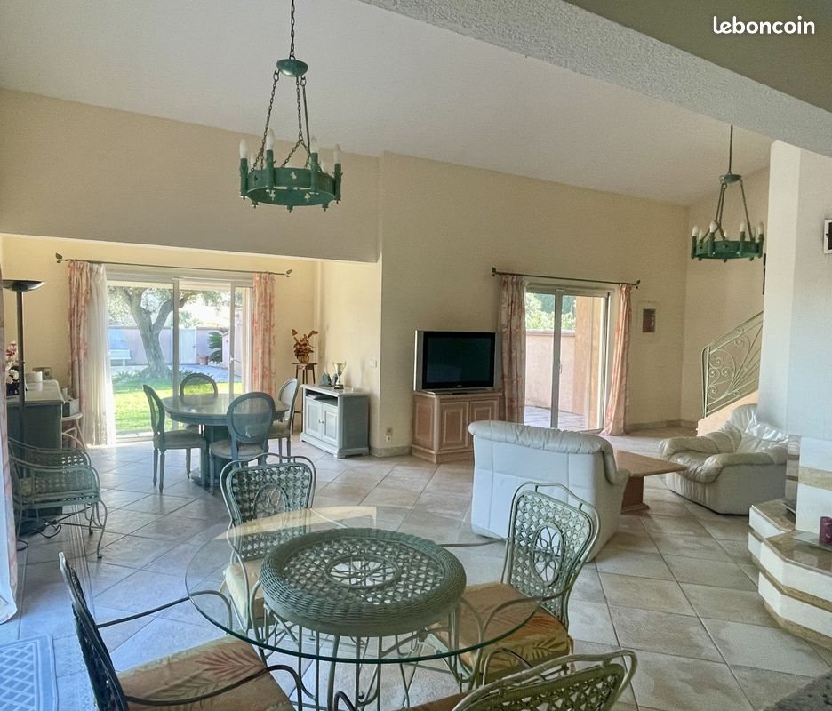 Maison à vendre, 240m², Saint-Cyprien
