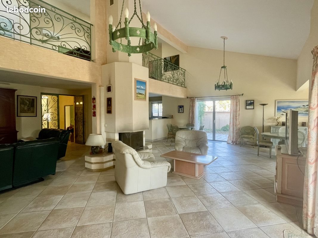 Maison à vendre, 240m², Saint-Cyprien