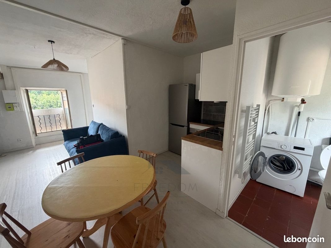 Appartement à louer, 45m², Bédarieux