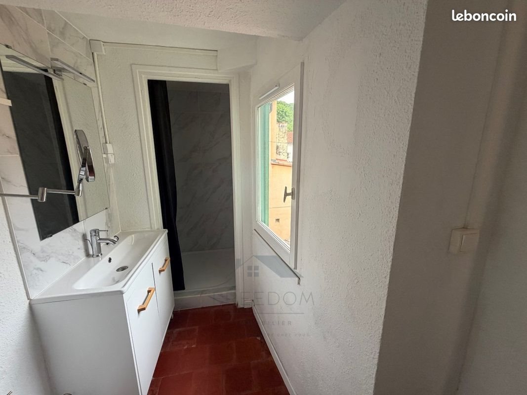 Appartement à louer, 45m², Bédarieux