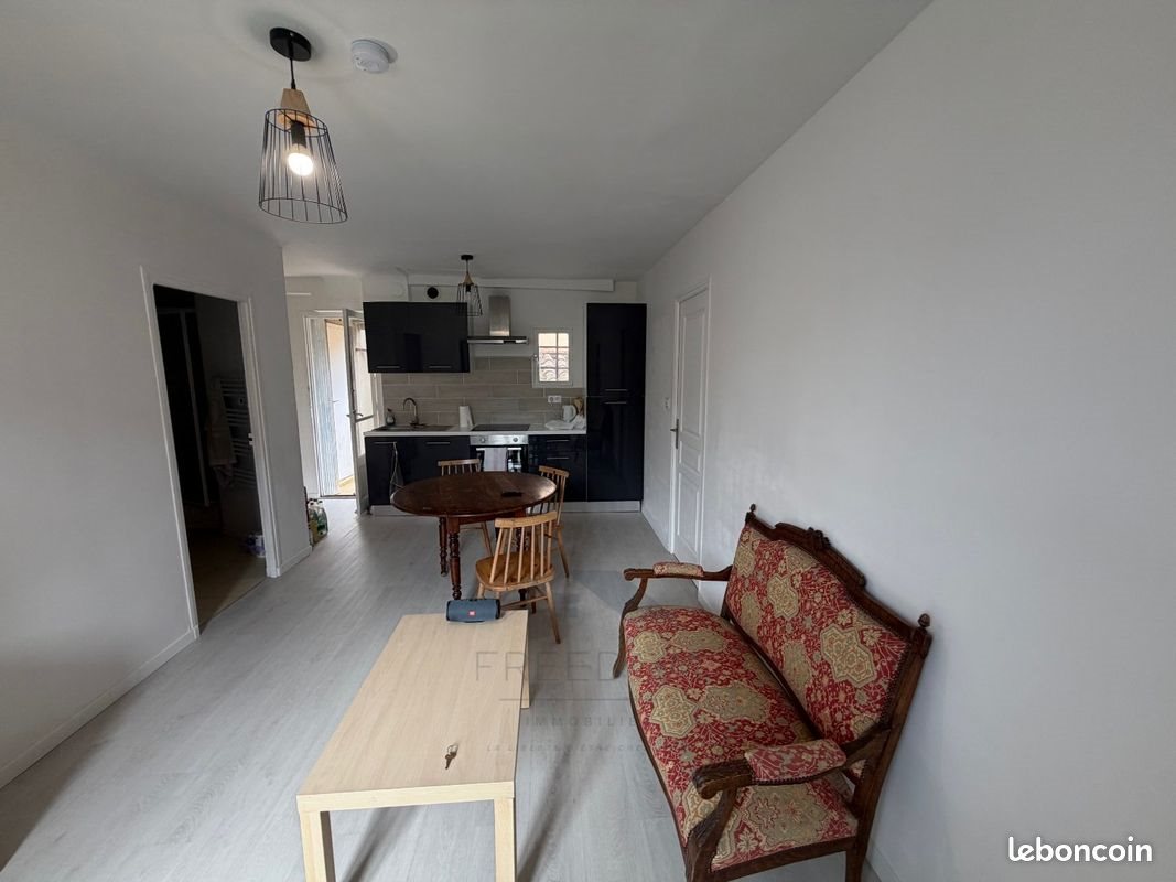 Appartement à louer, 41m², Bédarieux