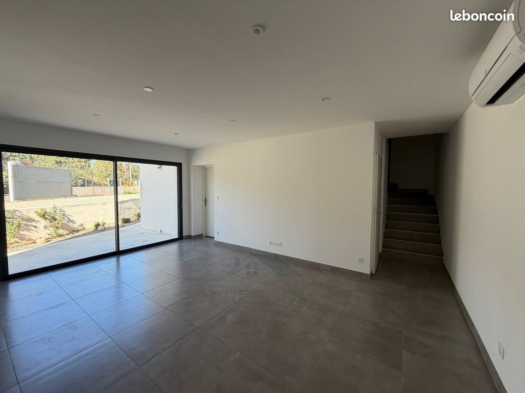 Maison à louer, 99m², Maraussan