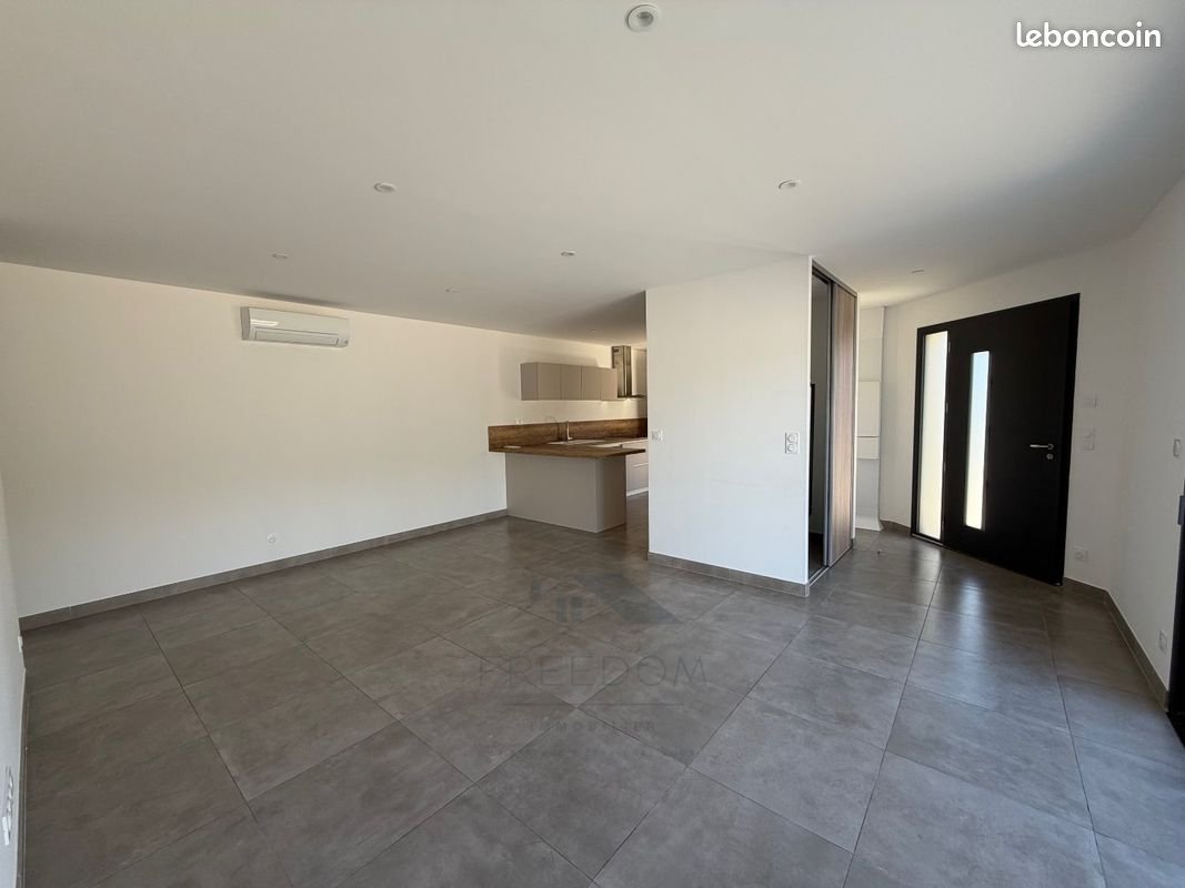 Maison à louer, 99m², Maraussan