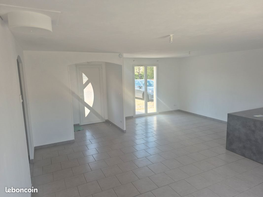 Maison à louer, 93m², Naintré