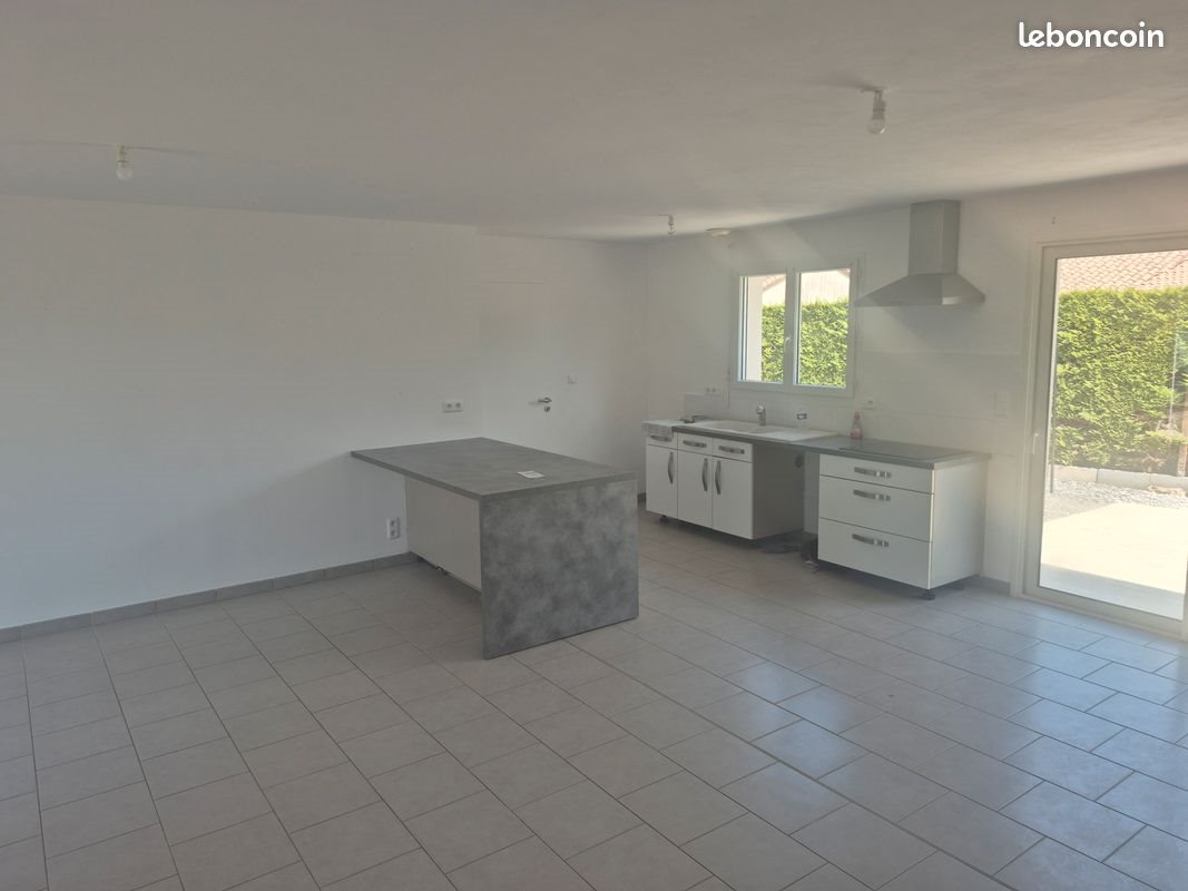Maison à louer, 93m², Naintré