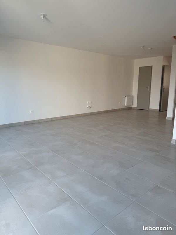 Maison à louer, 88m², Neuville-de-Poitou