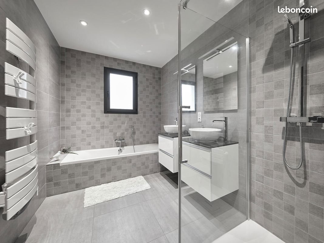 Maison à louer, 91m², Champeix