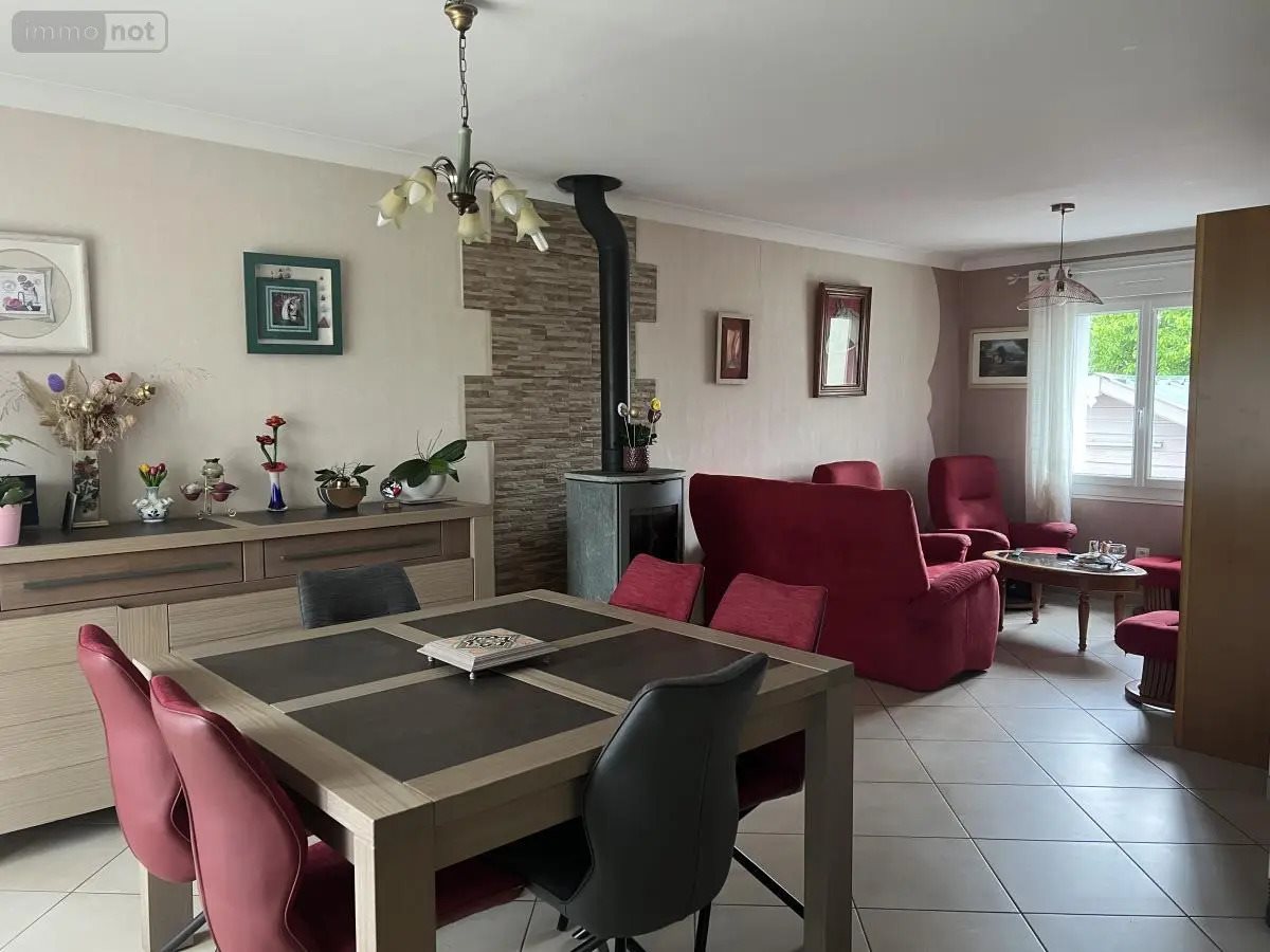 Maison à vendre, 105m², Bazougers