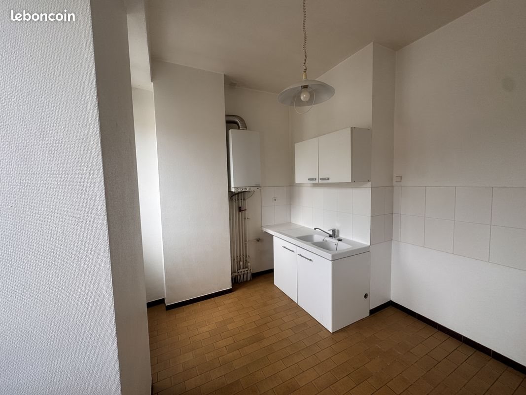 Appartement à louer, 63m², Saint-Just-Saint-Rambert