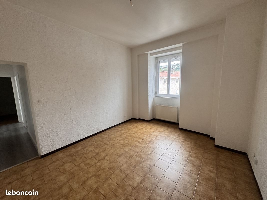 Appartement à louer, 63m², Saint-Just-Saint-Rambert