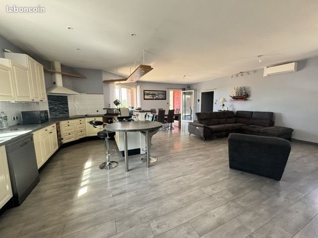 Maison à vendre, 145m², L'Honor-de-Cos