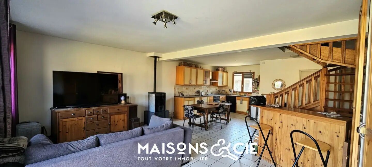 Maison à vendre, 92m², Villieu-Loyes-Mollon