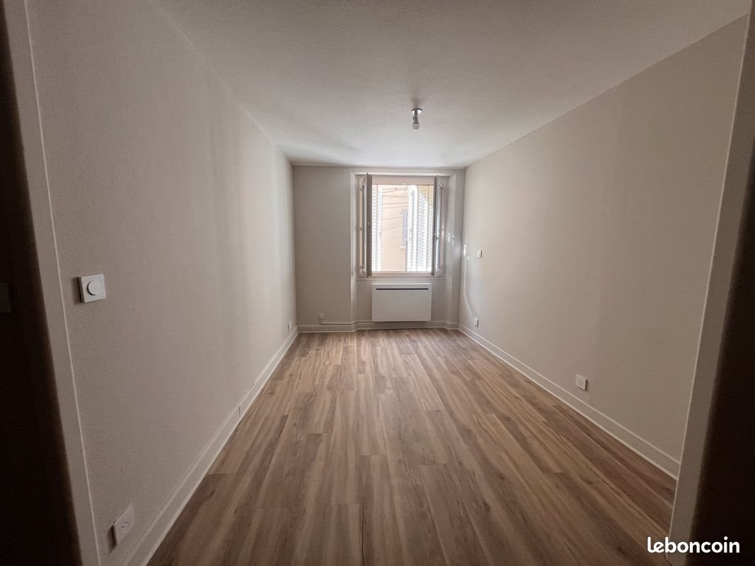 Appartement à louer, 29m², Mende