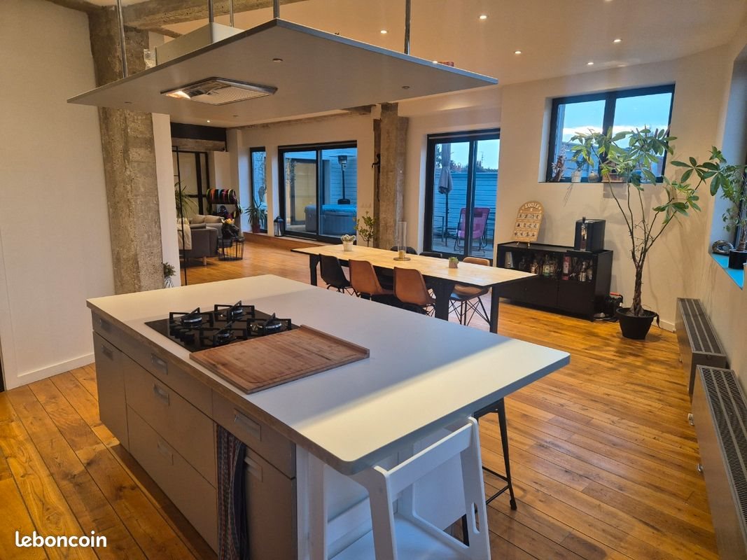 Appartement à vendre, 140m², Loos