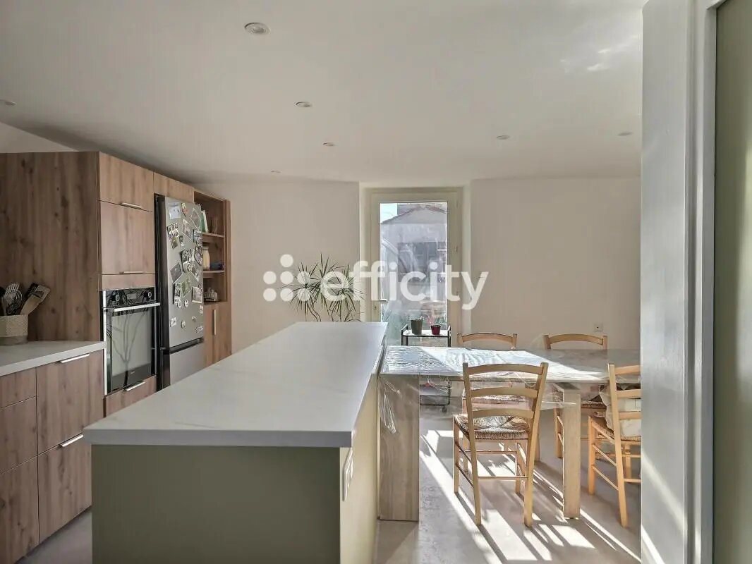 Maison à vendre, 122m², Saint-Hilaire-la-Palud