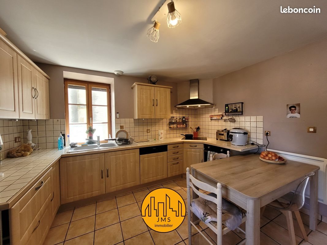 Maison à vendre, 113m², Noyant-d'Allier