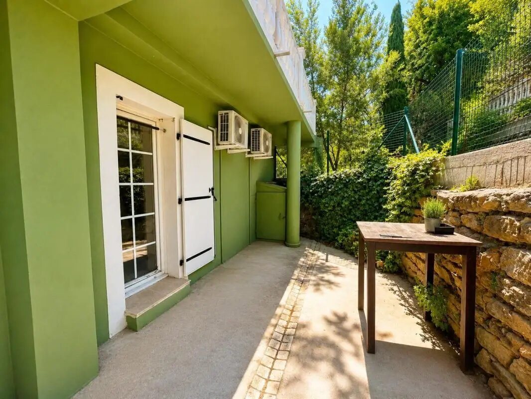 Appartement à vendre, 40m², La Roquebrussanne